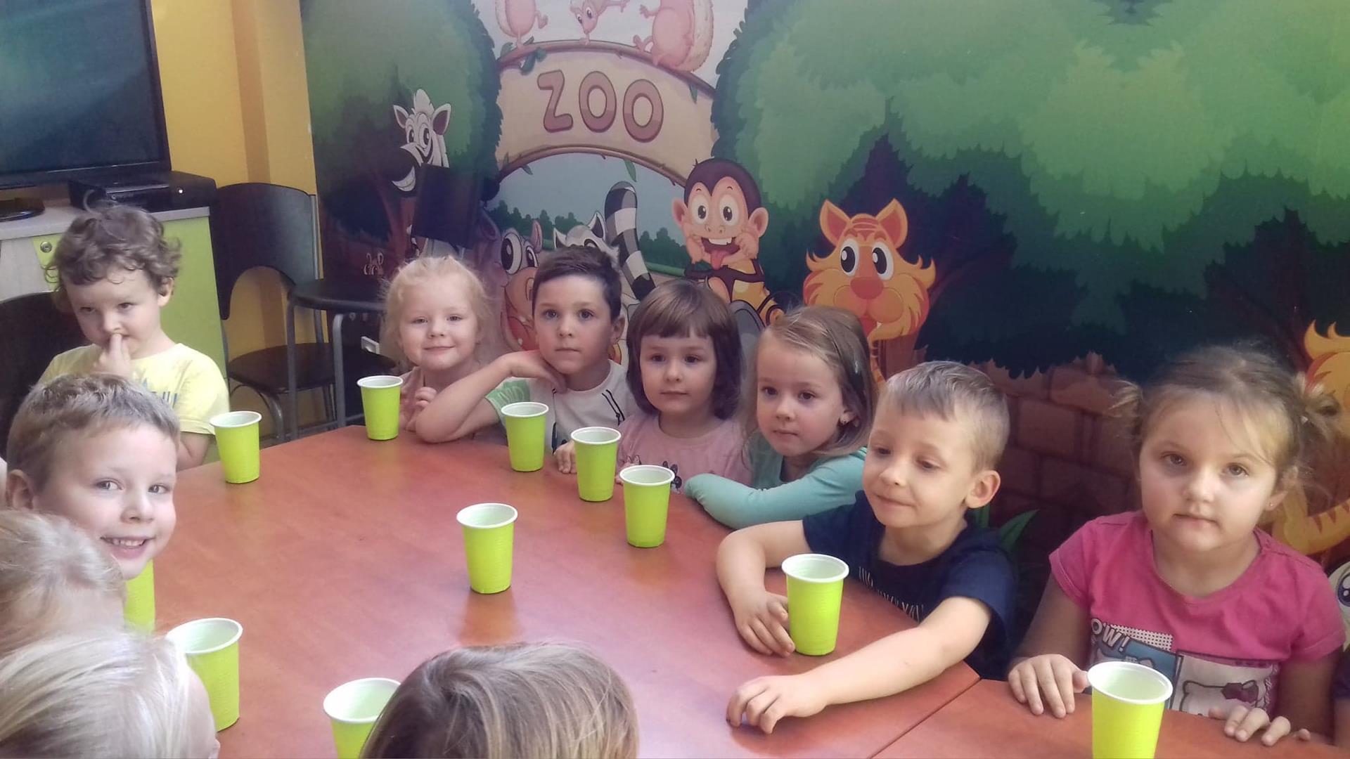 Wycieczka Średniaków do sali zabaw „Tygrysek” w Gorlicach